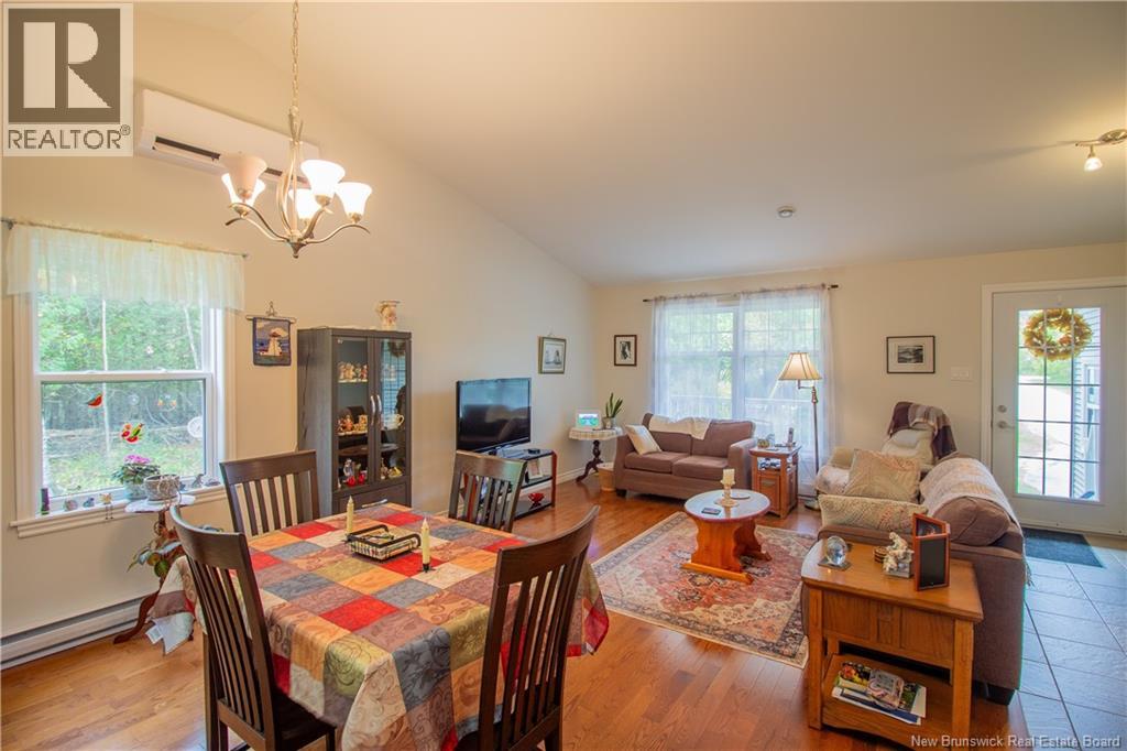 60 Walker Crescent - 10