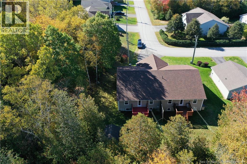 60 Walker Crescent - 42