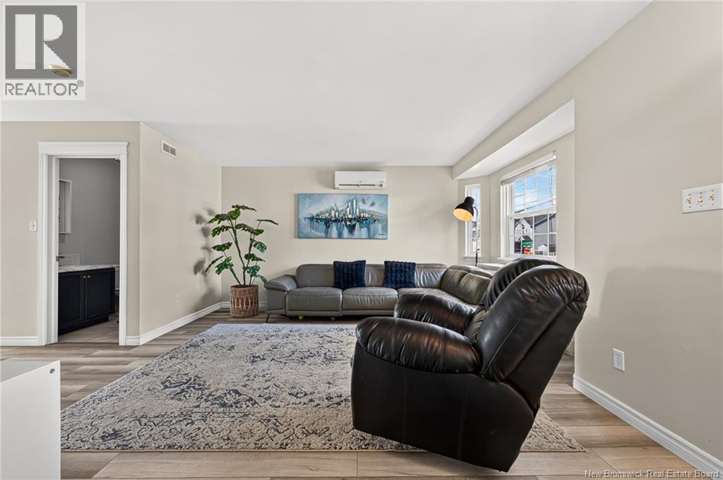 218 Glencairn Drive - 5