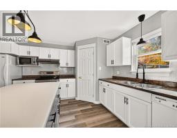 Living room - 218 Glencairn Drive, Moncton, NB E1G5N8 Photo 12