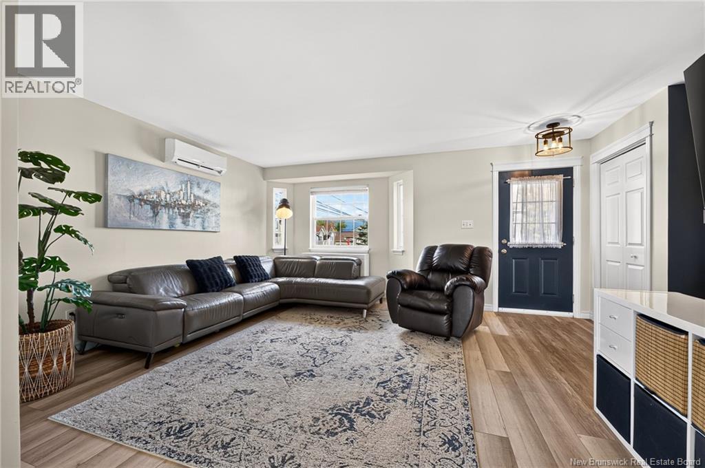 218 Glencairn Drive - 4