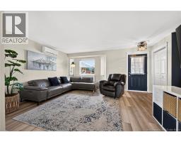 218 Glencairn Drive, photo 4