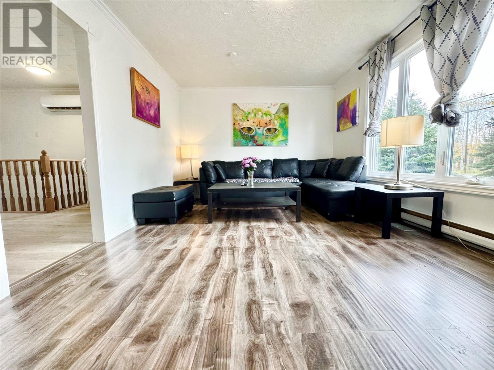 135 Grenfell Heights - 3