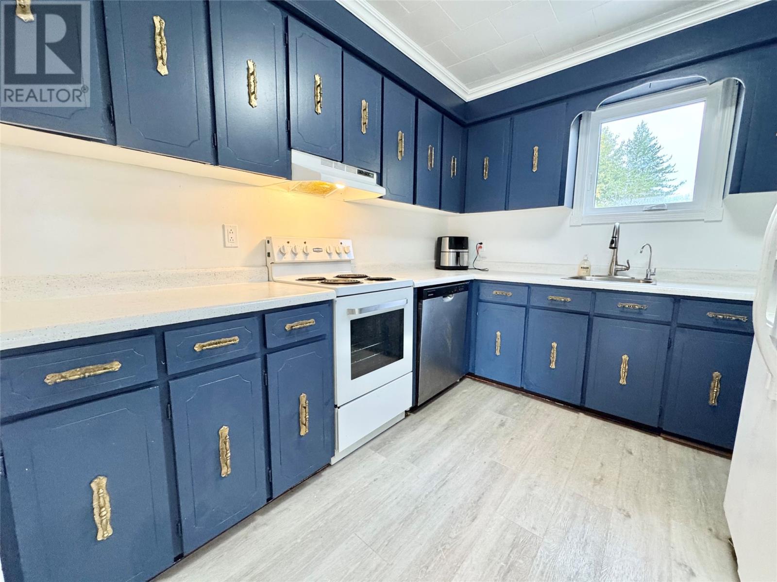 135 Grenfell Heights - 6