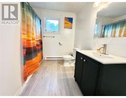 135 Grenfell Heights thumbnail 27