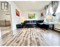 135 Grenfell Heights thumbnail 3