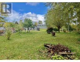 24 Farm Road thumbnail 5