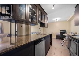 4pc Bathroom - 606, 812 14 Avenue Sw, Calgary, AB T2R0N6 Photo 6