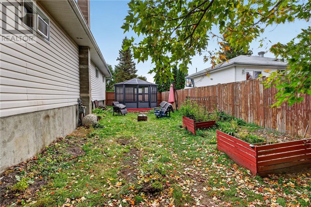 2871 Baker - 36