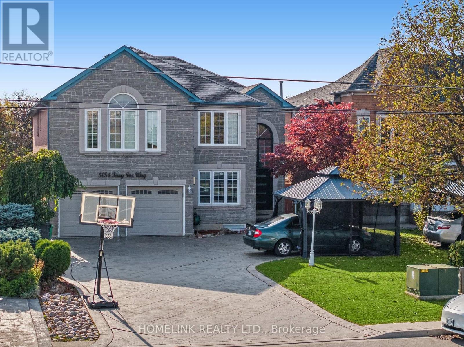 5054 TERRY FOX WAY - 2
