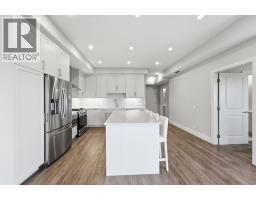 2pc Bathroom - 2460, 2330 Fish Creek Boulevard Sw, Calgary, AB T2Y0L1 Photo 9