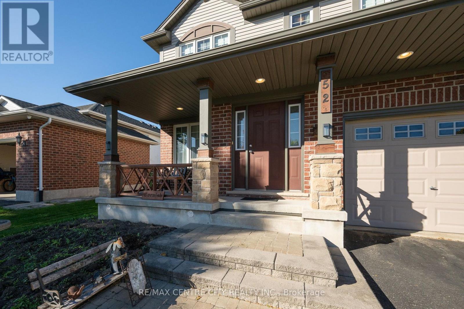 52 Pine Valley Drive — photo 3