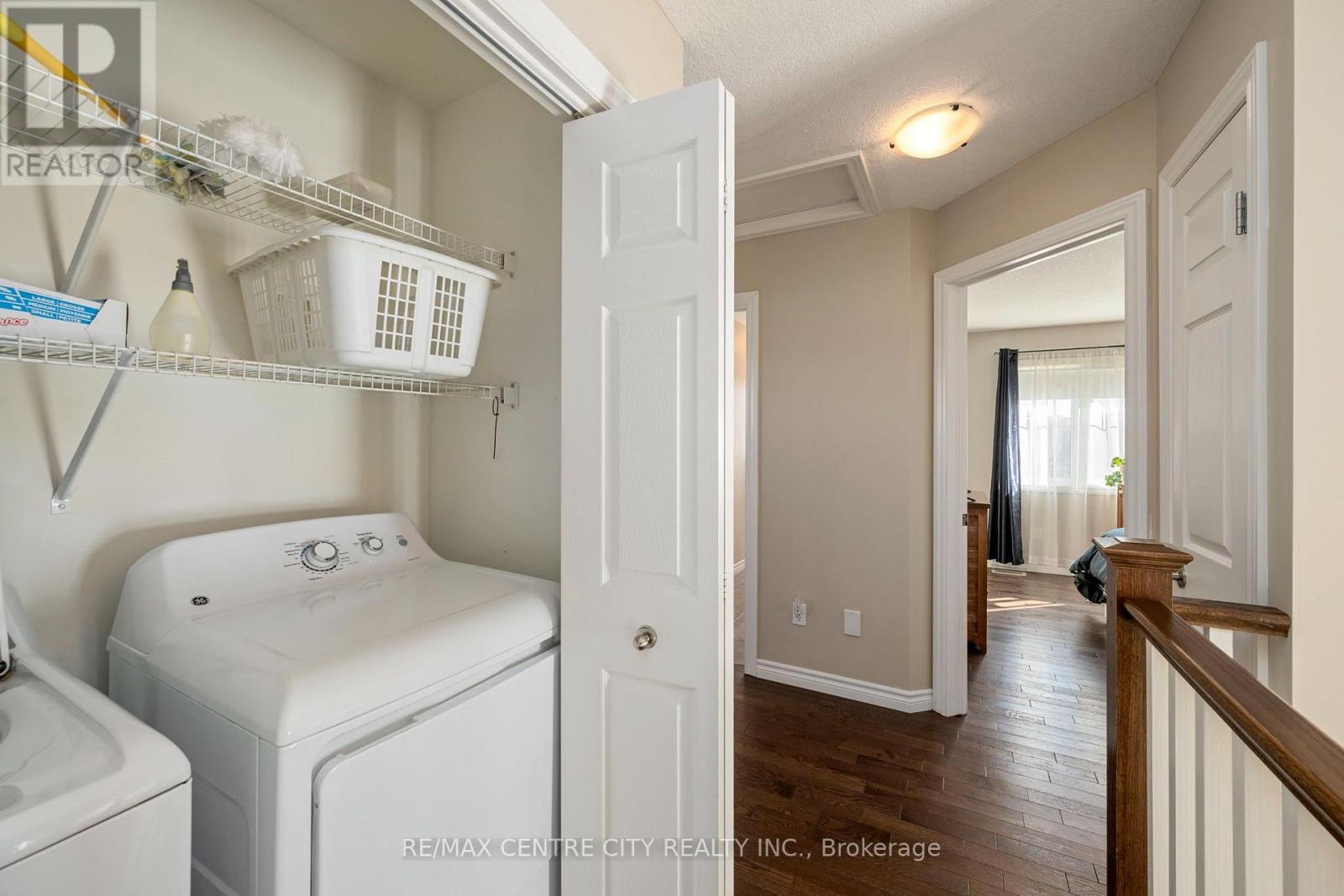52 Pine Valley Drive — photo 31