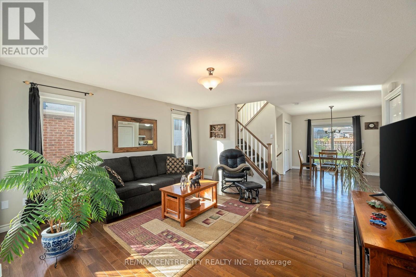 52 Pine Valley Drive — photo 7