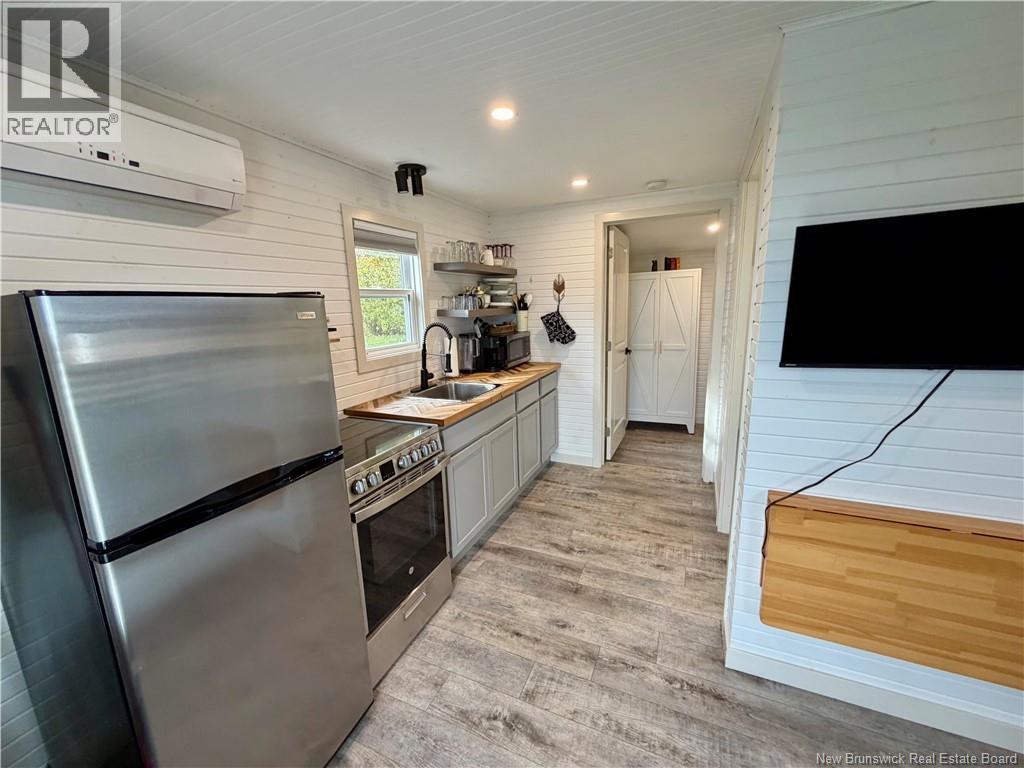 Riverfront Lane - 10