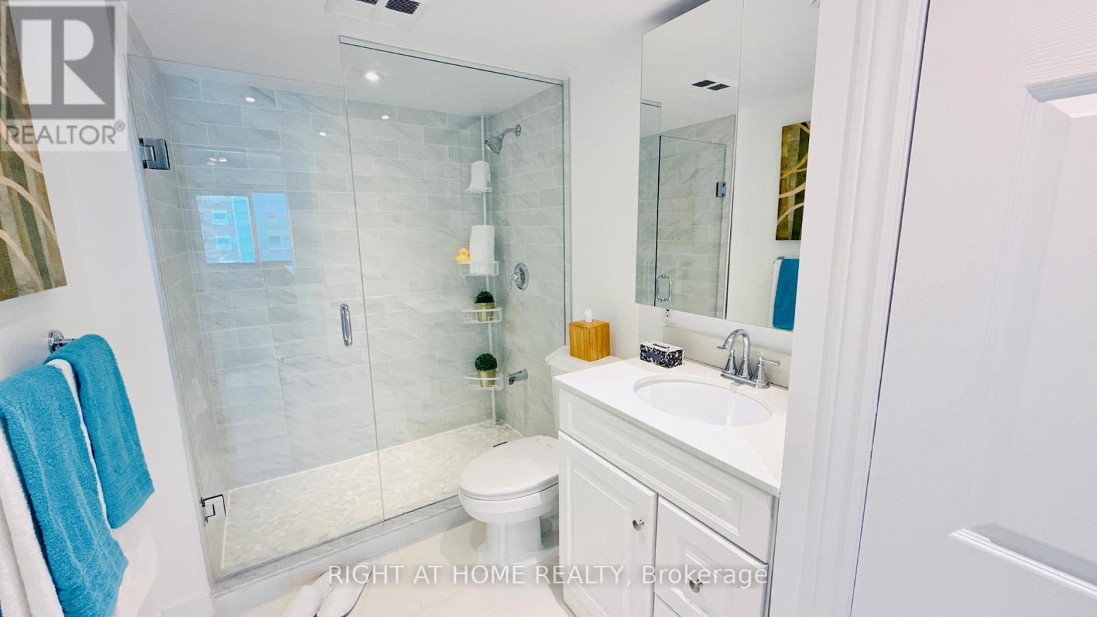 1012- 10 Queens Quay West, Toronto, ON photo 14