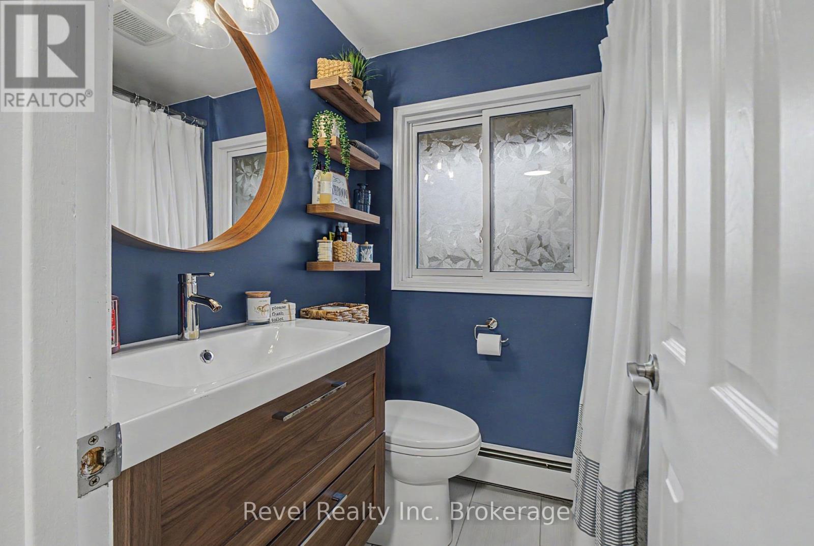 673 Laurentian Avenue — photo 25