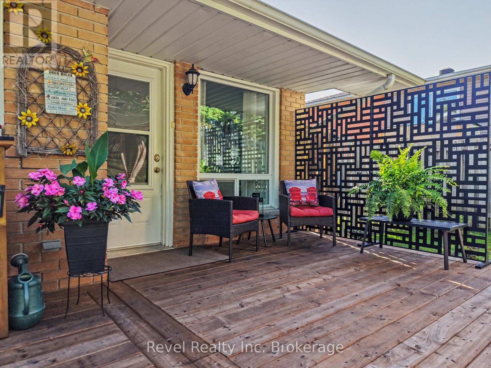 673 Laurentian Avenue — photo 40