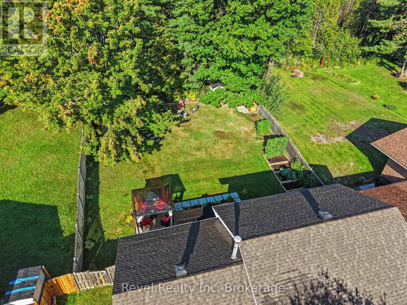 673 Laurentian Avenue — photo 46