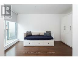 111 - 12 Woodstream Boulevard, Vaughan, ON L4L8C3 Photo 8