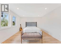 129 Castle Rock Drive, Richmond Hill, ON L4C6A1 Photo 25