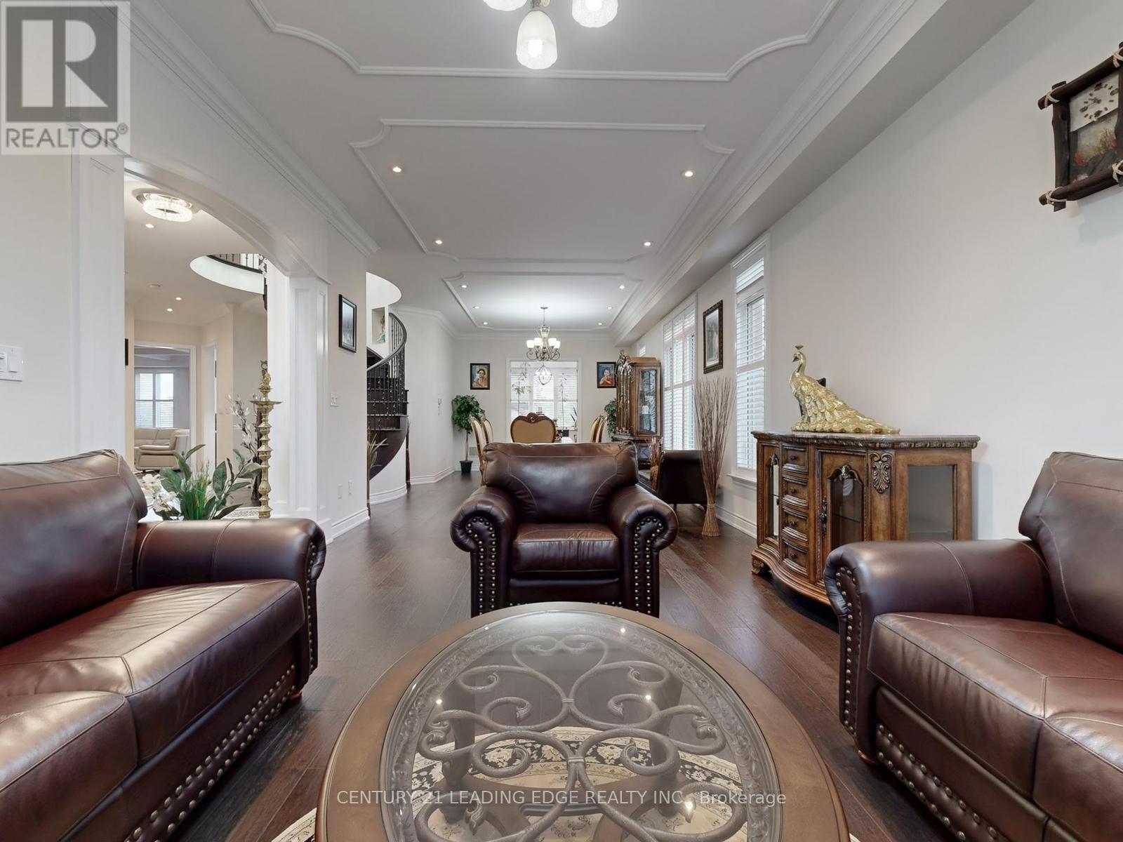 60 Stonesthrow Crescent, Uxbridge, ON photo 3
