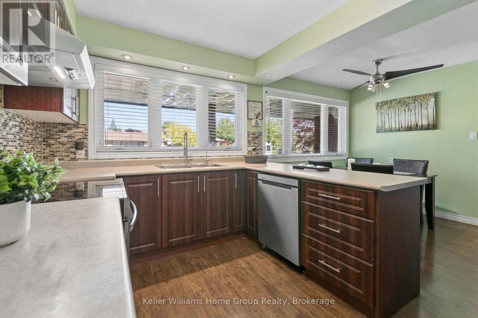 61 Fairlawn Road — photo 10