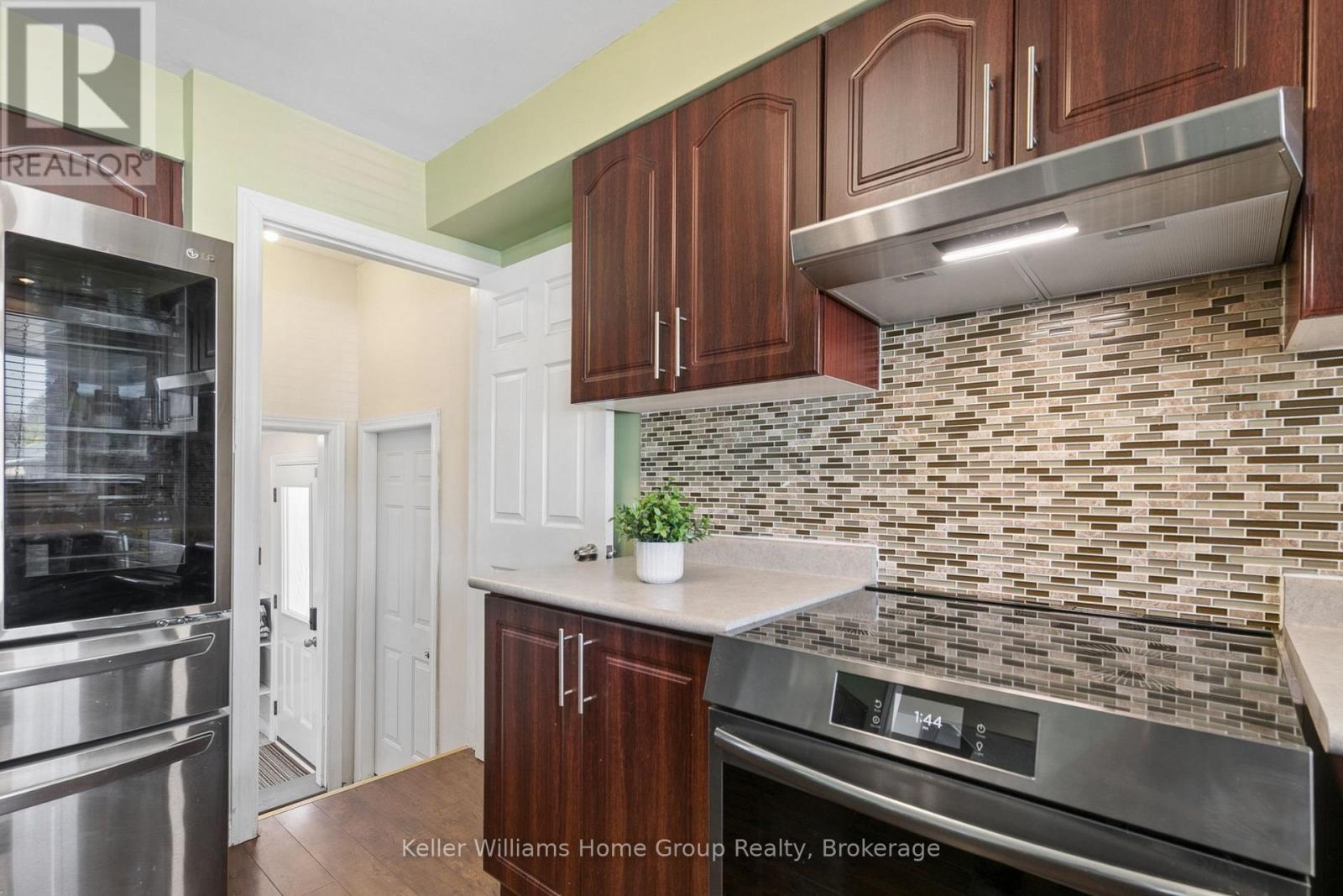 61 Fairlawn Road — photo 11