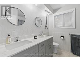 Bedroom 4 - 61 Fairlawn Road, Kitchener, ON N2C1X8 Photo 14
