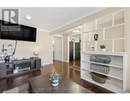 Primary Bedroom - 61 Fairlawn Road, Kitchener, ON N2C1X8 Photo 6