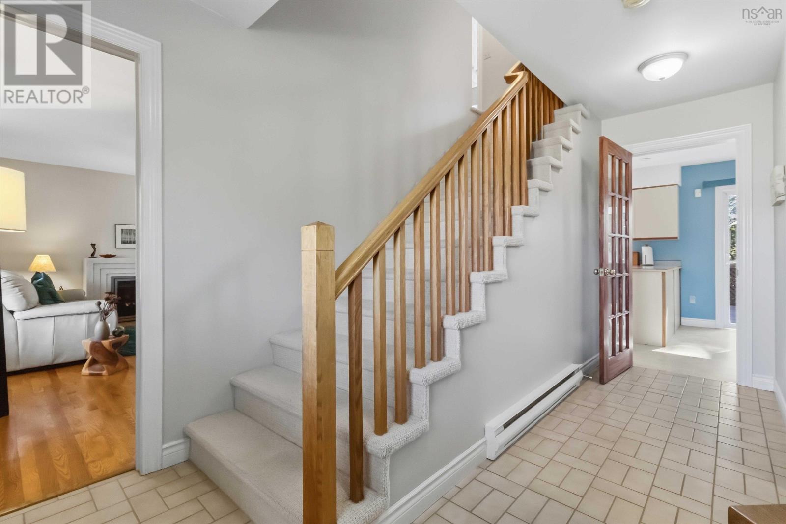 32 Bow Street - 4