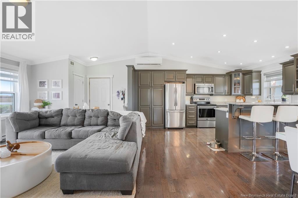 34 Milbury Road - 3