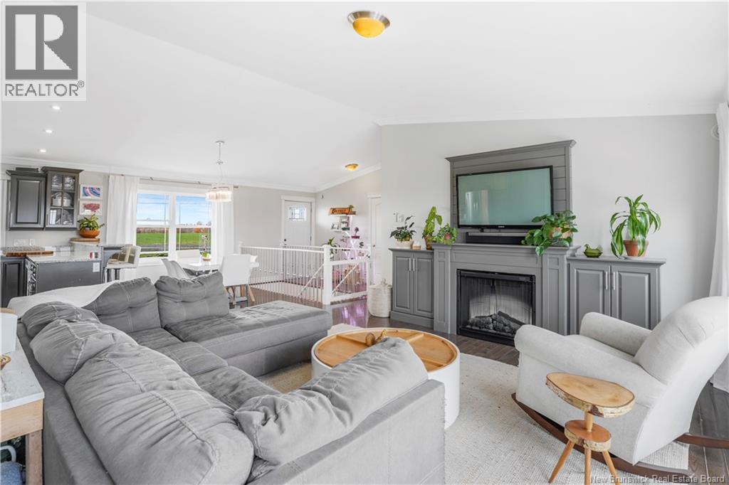 34 Milbury Road - 10