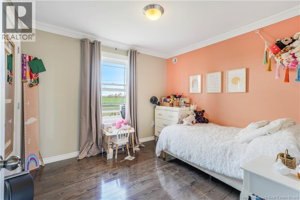 34 Milbury Road - 22