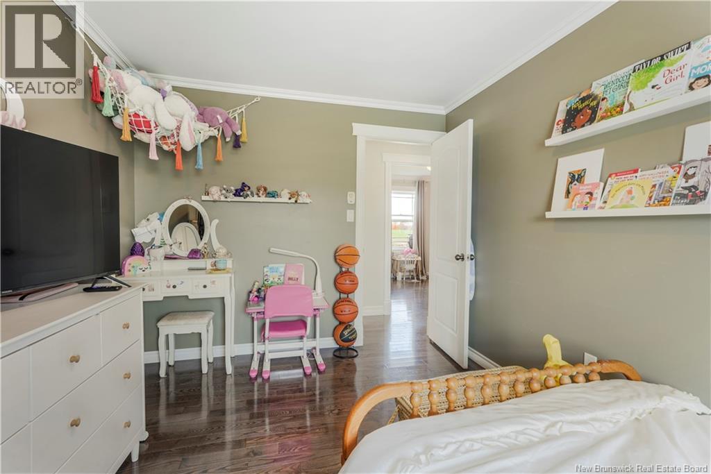 34 Milbury Road - 21
