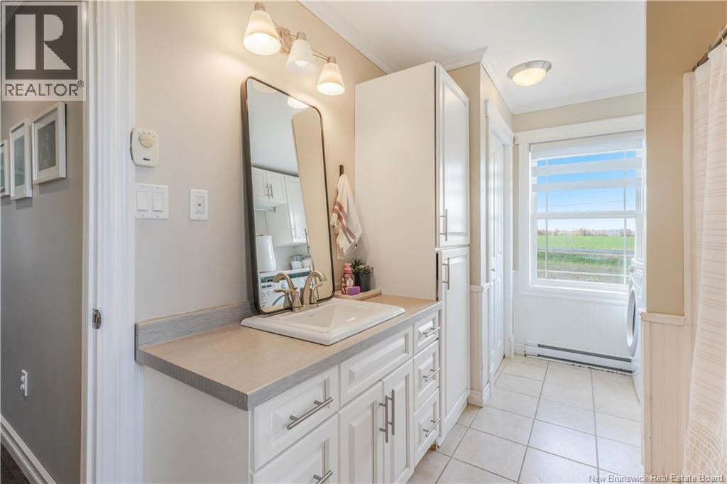 34 Milbury Road - 25