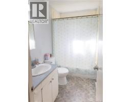 4pc Bathroom - 237 Ogden Drive, Riverview, NB E1B2S5 Photo 10