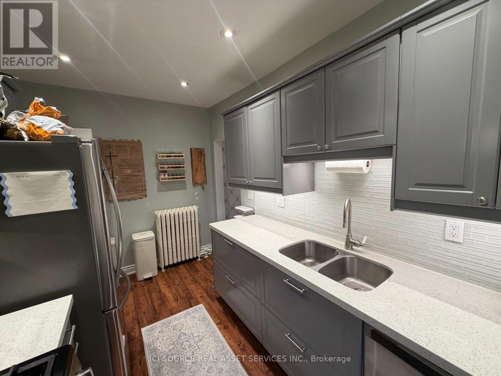399 Roncesvalles Avenue — photo 14
