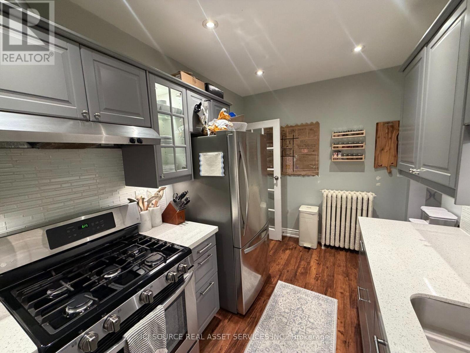 399 Roncesvalles Avenue — photo 15