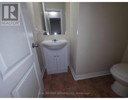 922 Ledbury Crescent, Mississauga, ON L5V2P8 Photo 10