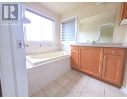 922 Ledbury Crescent, Mississauga, ON L5V2P8 Photo 14
