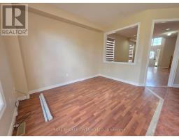922 Ledbury Crescent, Mississauga, ON L5V2P8 Photo 9