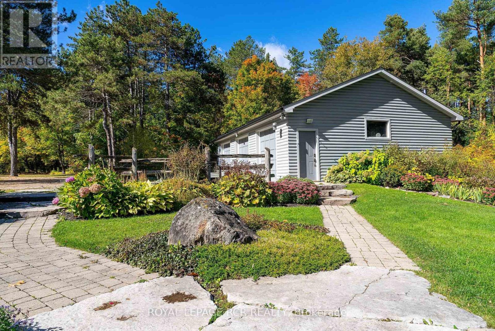 718157 1ST Line East, Mulmur, ON photo 4