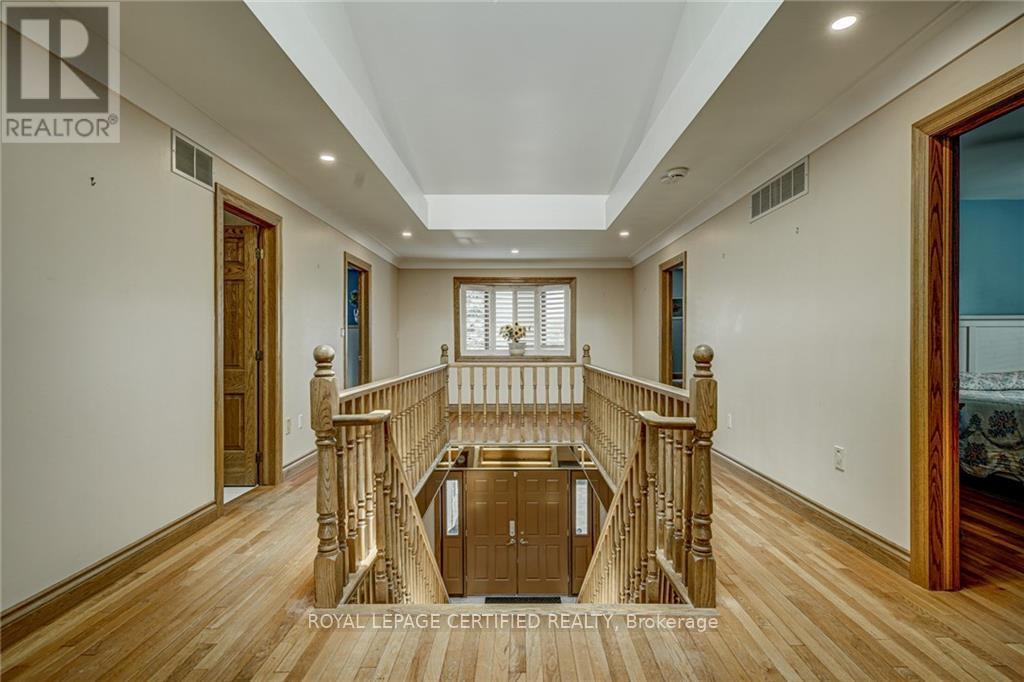 1210 Upper Paradise Road — photo 10