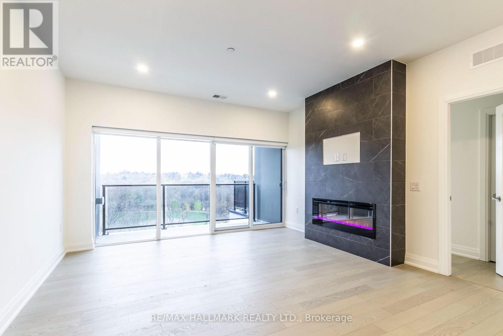 71 Wyndham Street South — photo 13