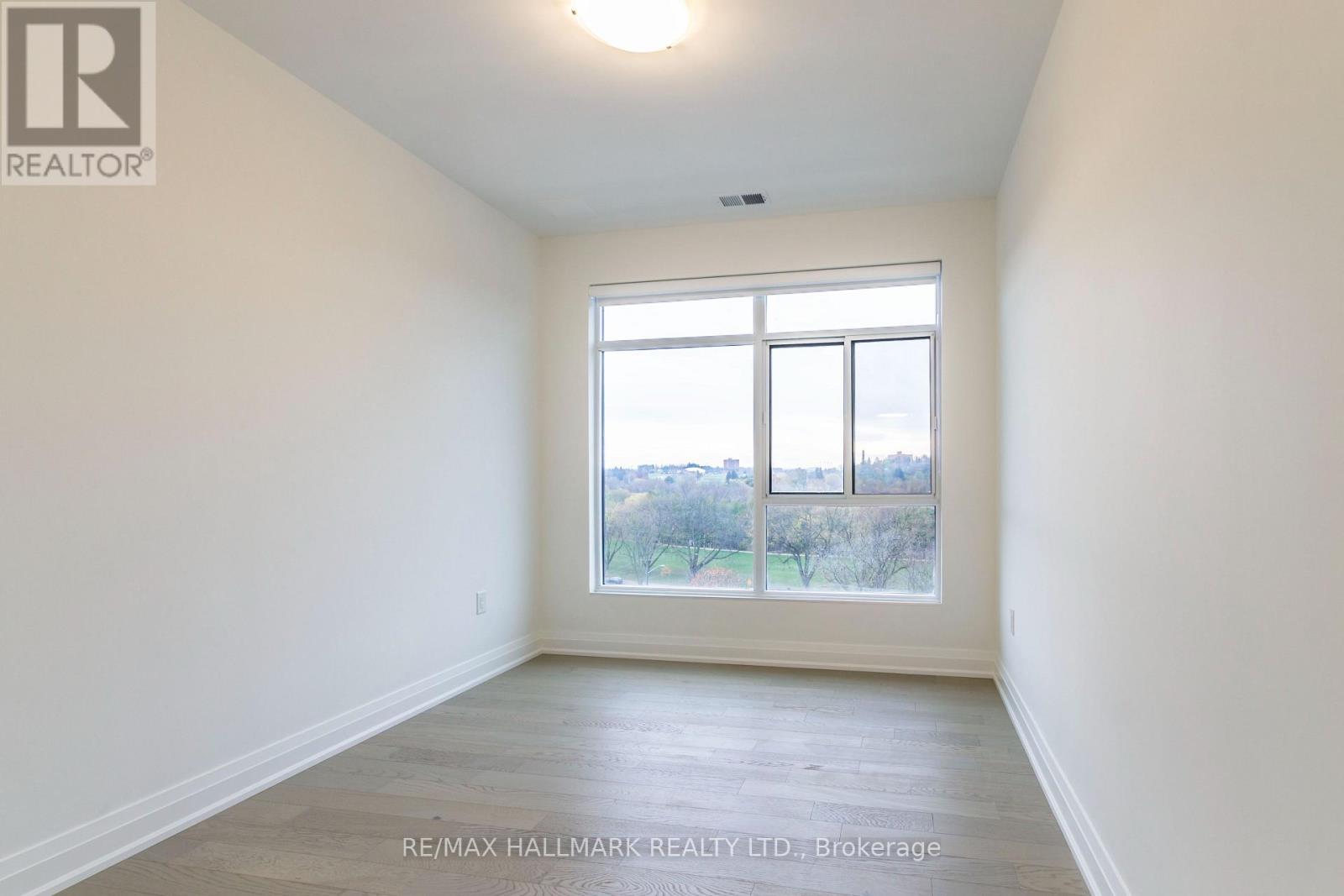 71 Wyndham Street South — photo 18