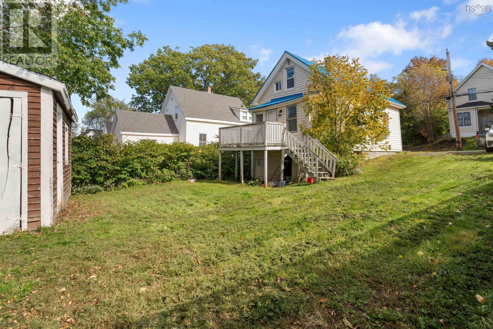 377 MacDonald Street - 21