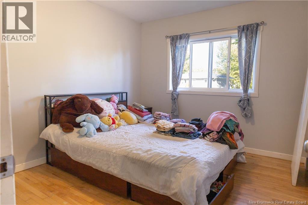 Photo 11 of 20