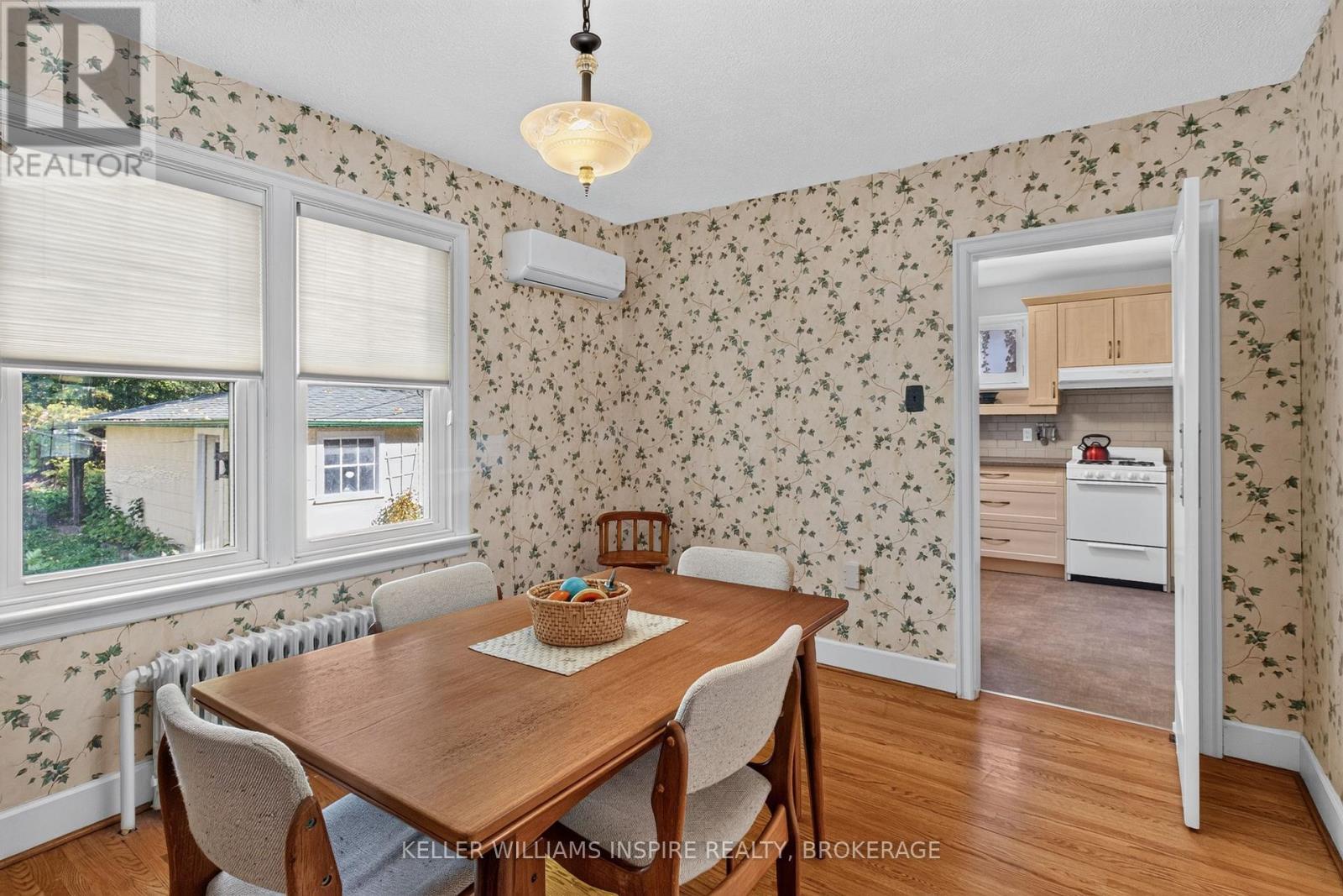 95 Dundas Street — photo 15