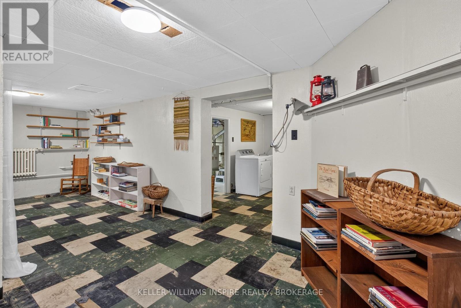 95 Dundas Street — photo 34
